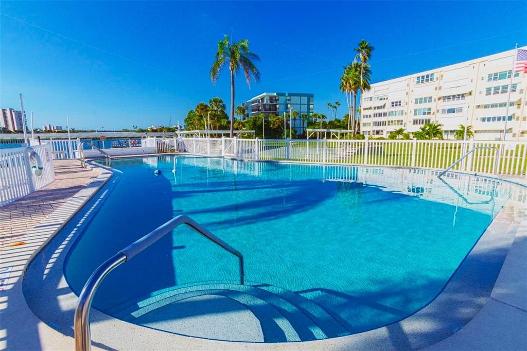 1868 SHORE DRIVE S UNIT 202 SOUTH PASADENA, FL 33707