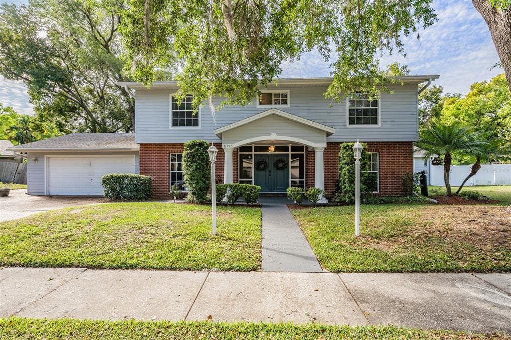 11726 PHOENIX CIRCLE TAMPA, FL 33618