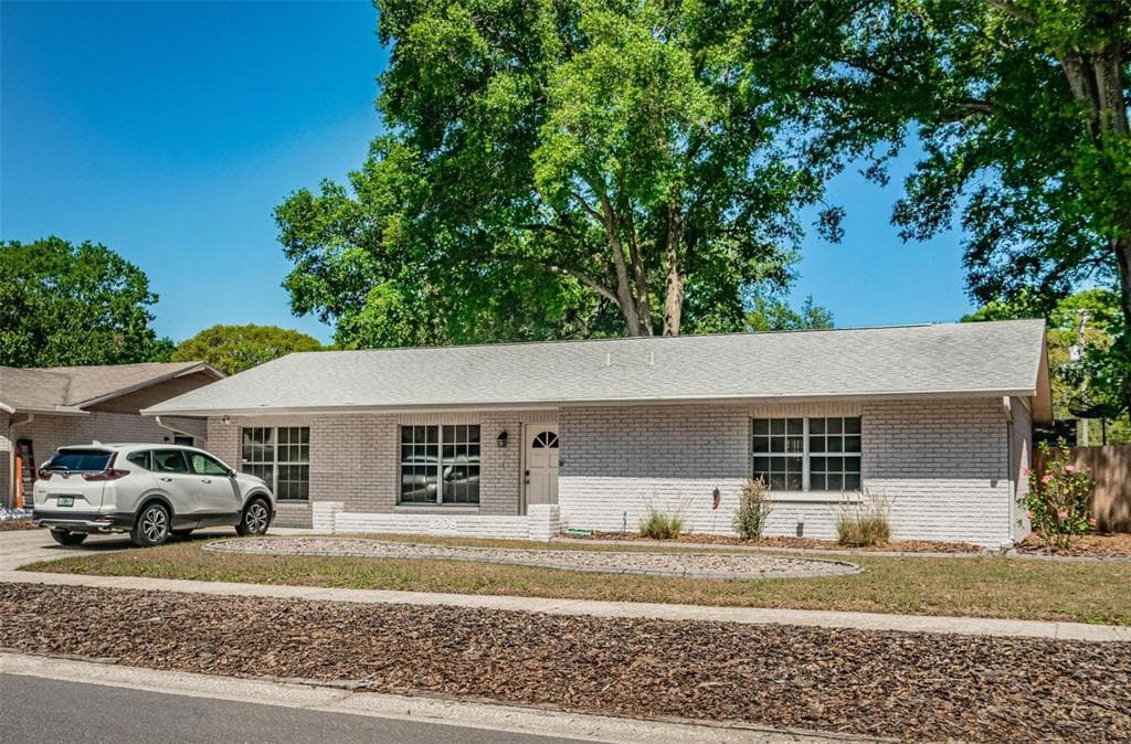 1208 CEDAR TREE LANE SEFFNER, FL 33584