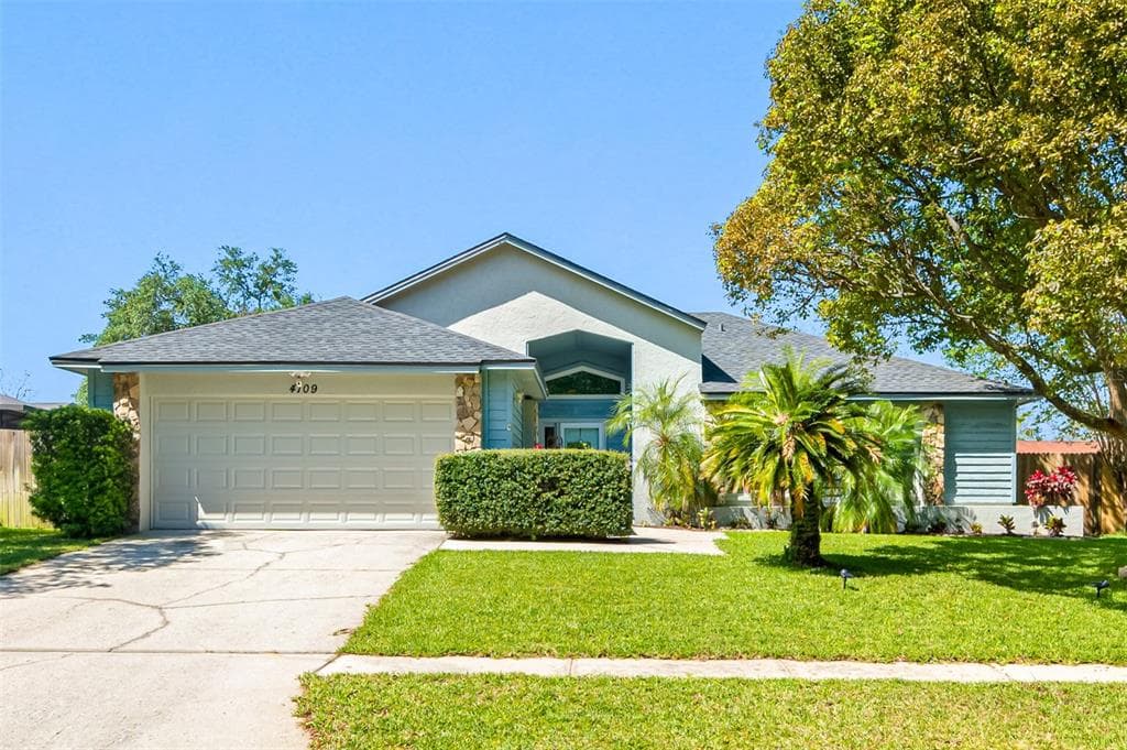 4109 YELLOWWOOD DRIVE VALRICO, FL 33594