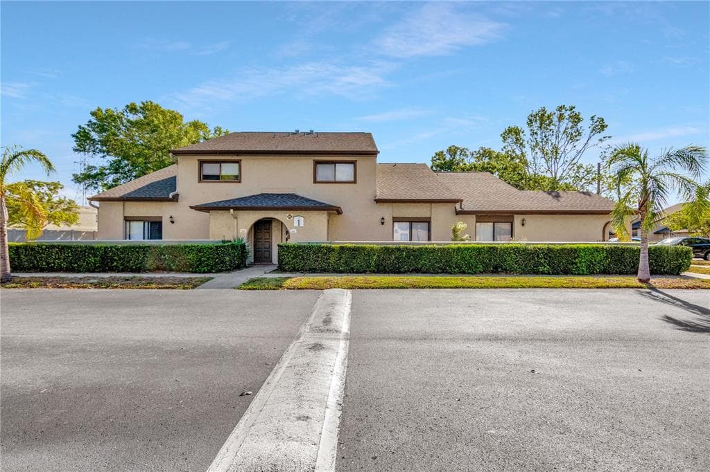 6262 142ND AVENUE N UNIT 102 CLEARWATER, FL 33760