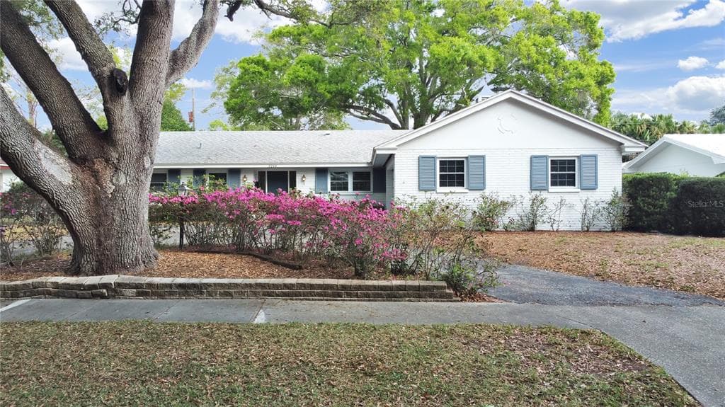 2244 GLENMOOR ROAD N CLEARWATER, FL 33764