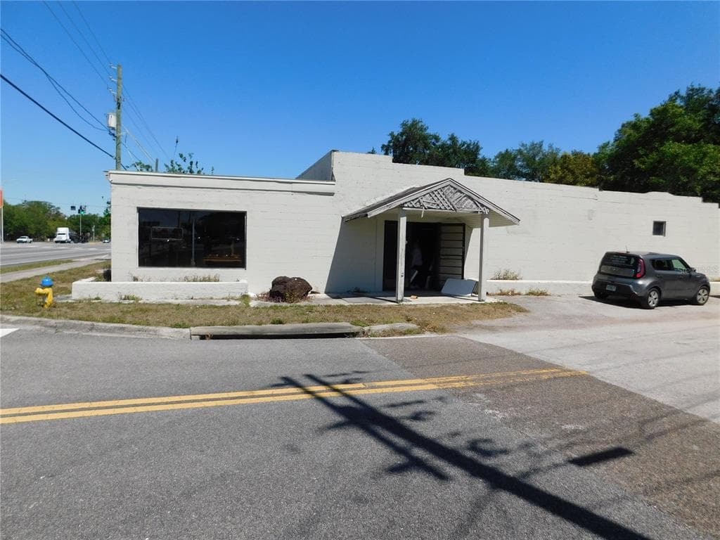19001 N US HIGHWAY 41