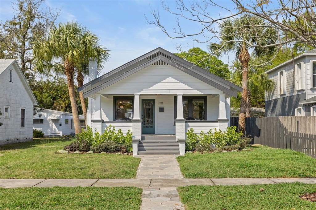 1111 17TH AVENUE N ST PETERSBURG, FL 33704