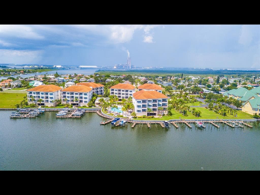 1042 BELLASOL WAY UNIT 203 APOLLO BEACH, FL 33572