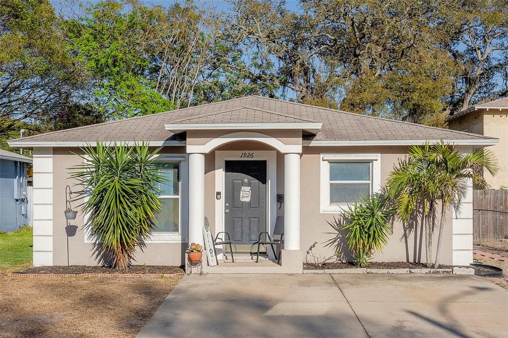 1926 45TH STREET S ST PETERSBURG, FL 33711
