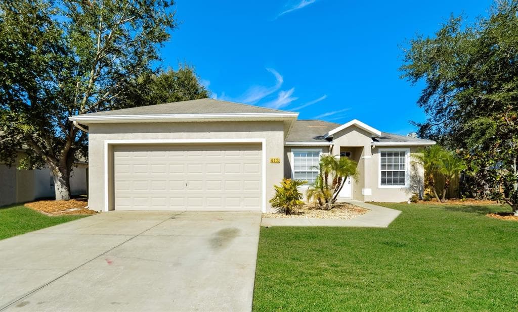 413 BLUFF PASS DRIVE EUSTIS, FL 32726