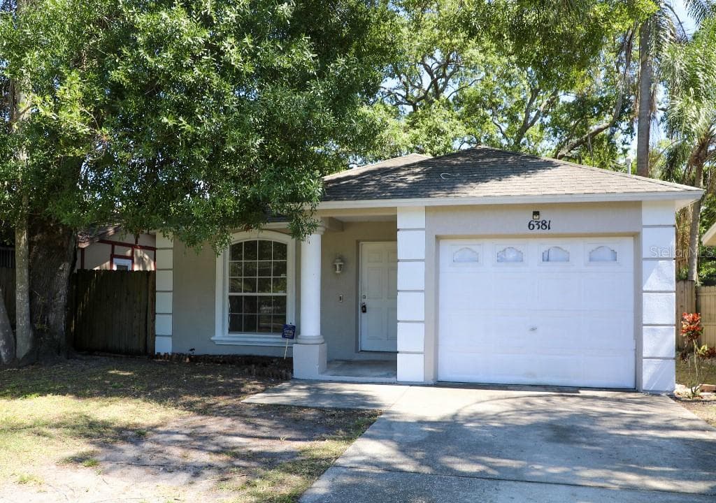 6381 29TH WAY N ST PETERSBURG, FL 33702