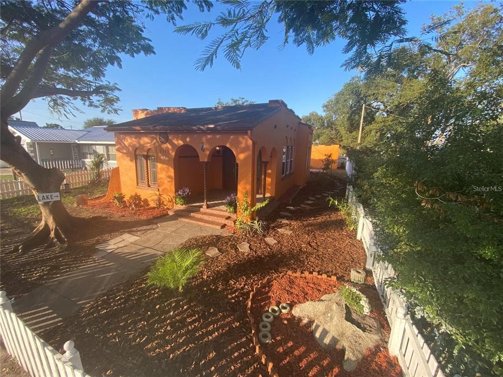 1012 MICHIGAN AVENUE SAINT CLOUD, FL 34769