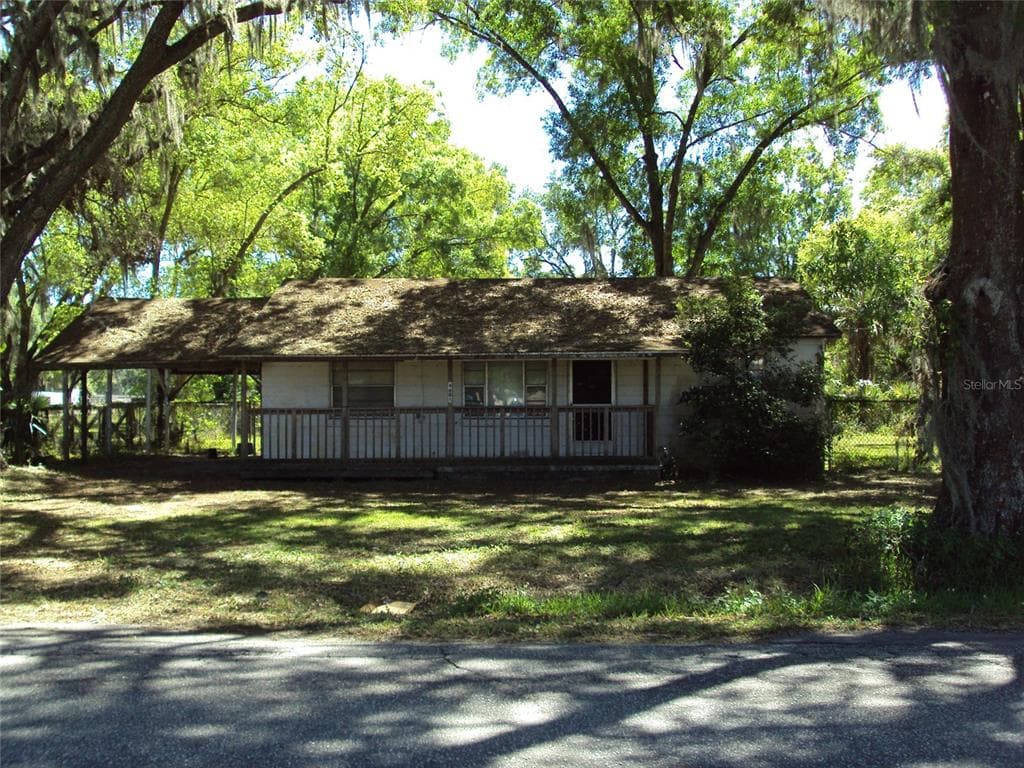 4609 W SAM ALLEN ROAD PLANT CITY, FL 33565