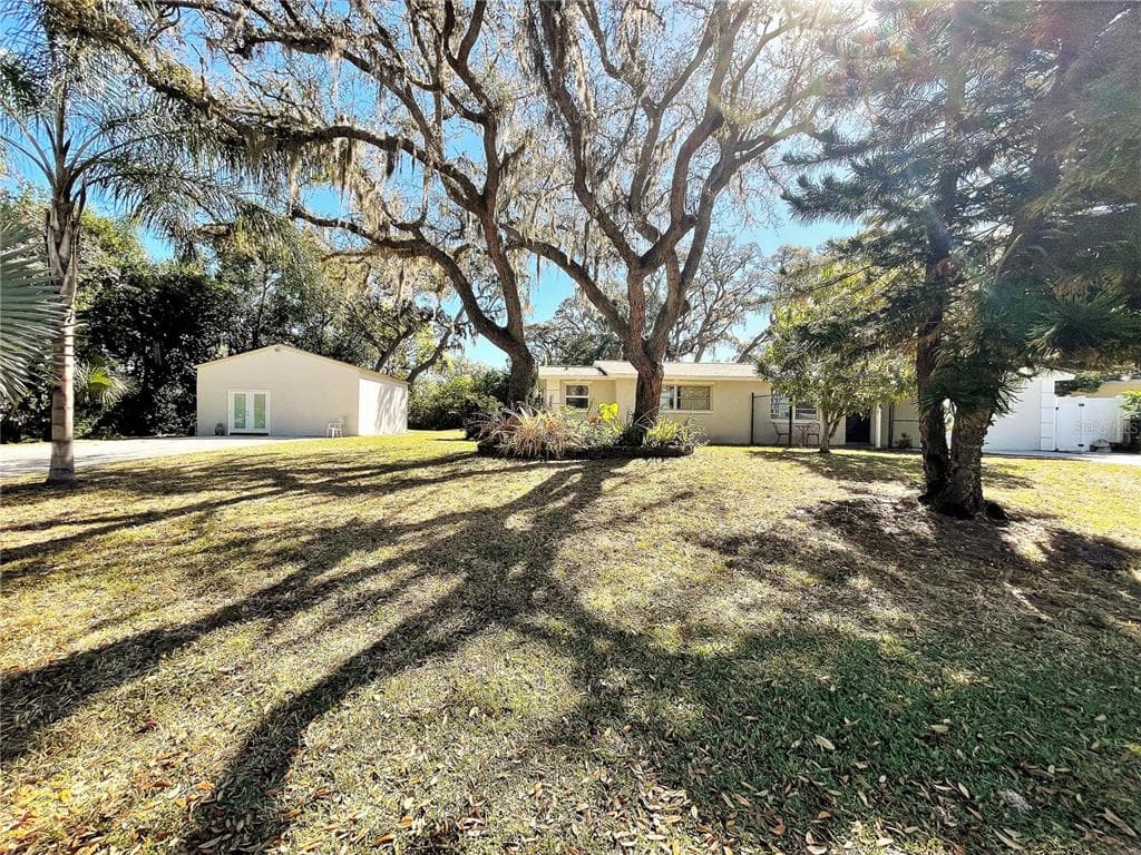 5846 CHICORY COURT