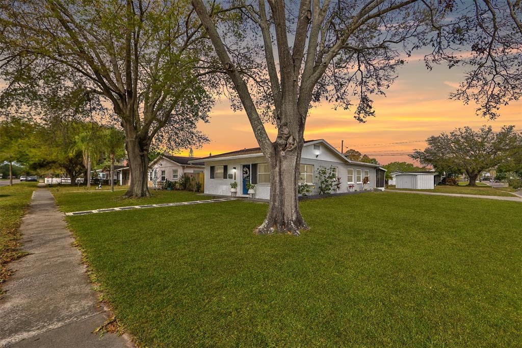 801 89TH AVENUE N ST PETERSBURG, FL 33702