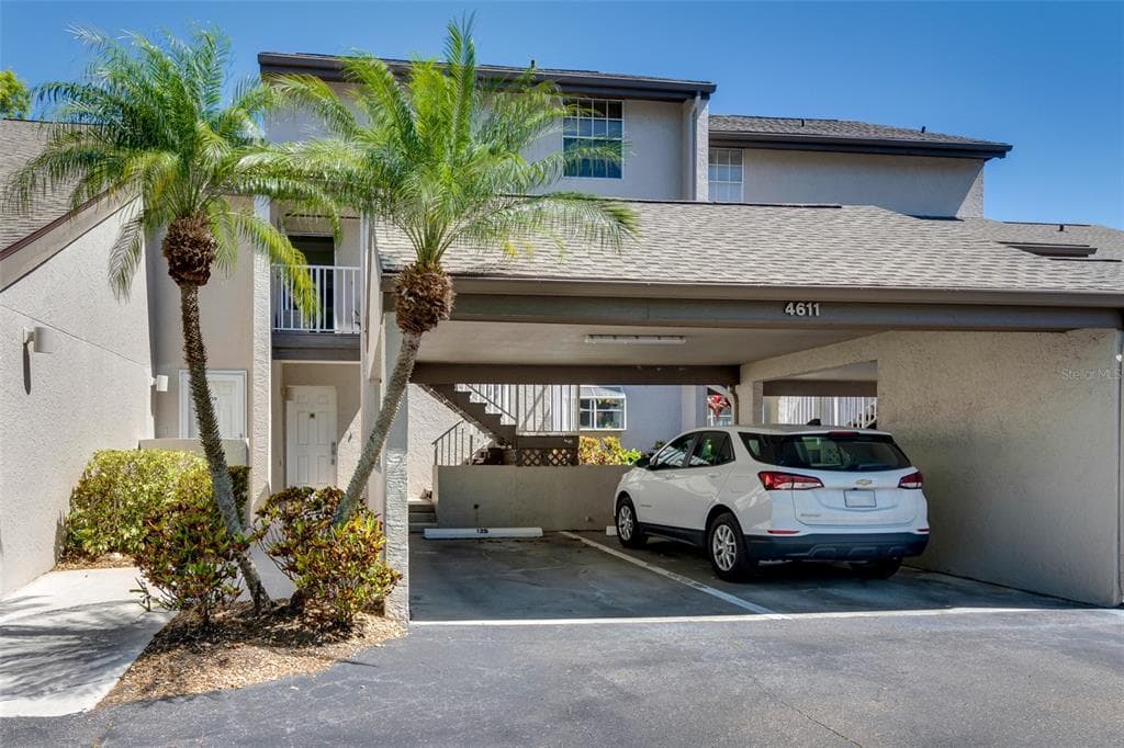 4611 DUHME ROAD UNIT 2A ST PETERSBURG, FL 33708