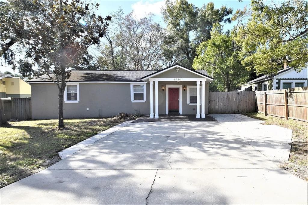 1701 SE LAMBRIGHT STREET TAMPA, FL 33610
