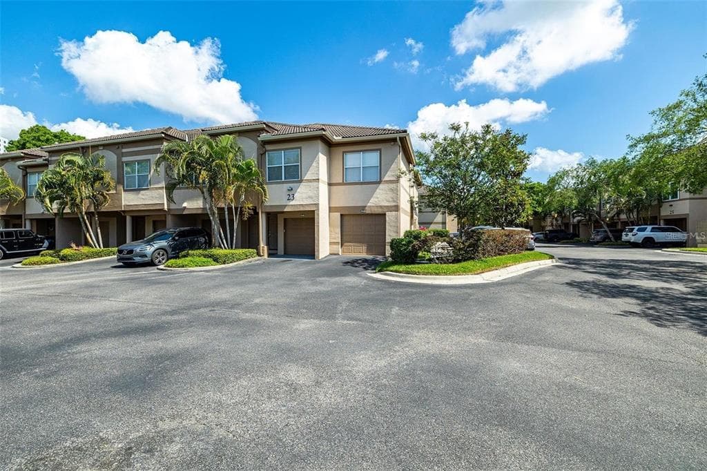 1048 NORMANDY TRACE ROAD UNIT 1048 TAMPA, FL 33602