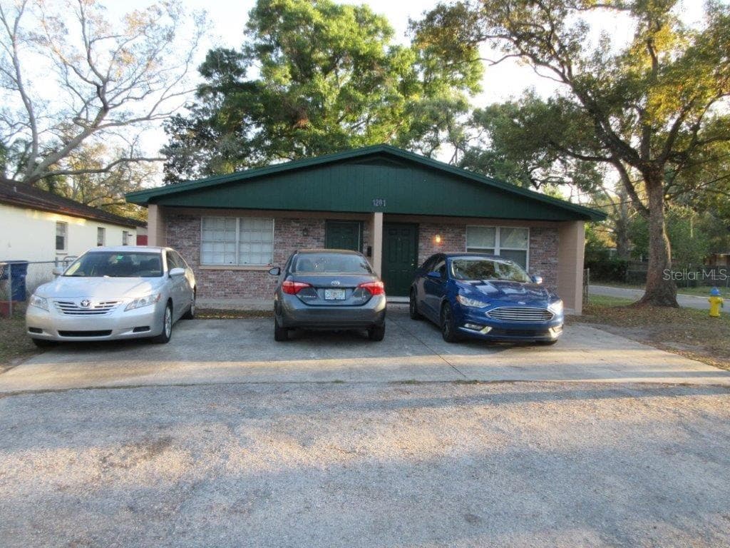 1201 E 108TH AVENUE TAMPA, FL 33612