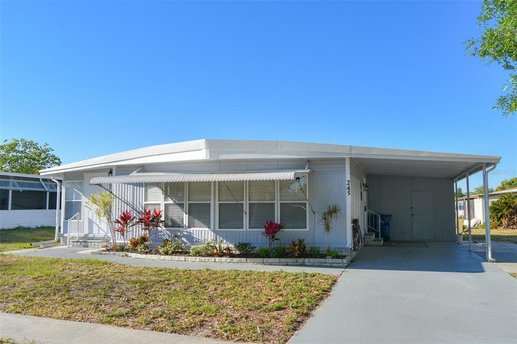245 LAKE TARPON DRIVE PALM HARBOR, FL 34684
