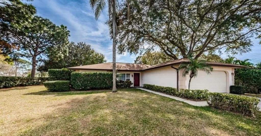 2641 GLENEAGLES DRIVE CLEARWATER, FL 33761
