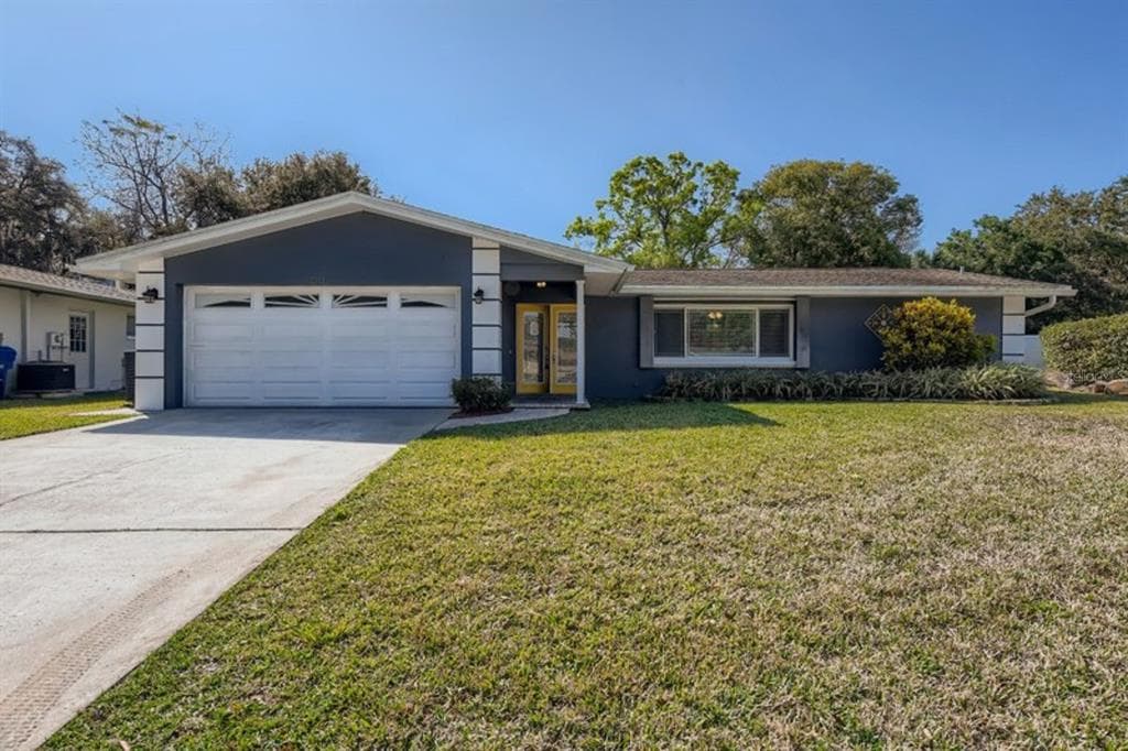 2253 EL DE ORO CIRCLE CLEARWATER, FL 33764