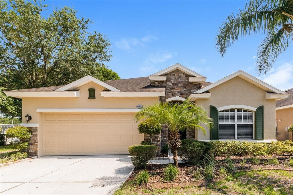 7725 TANGLE BROOK BOULEVARD GIBSONTON, FL 33534