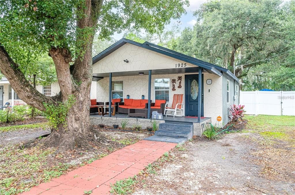 1925 W ELLIOTT STREET LAKELAND, FL 33805