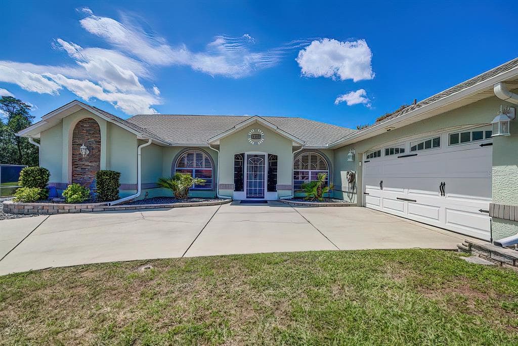 6153 MOUNTAIN WAY AVENUE SPRING HILL, FL 34608
