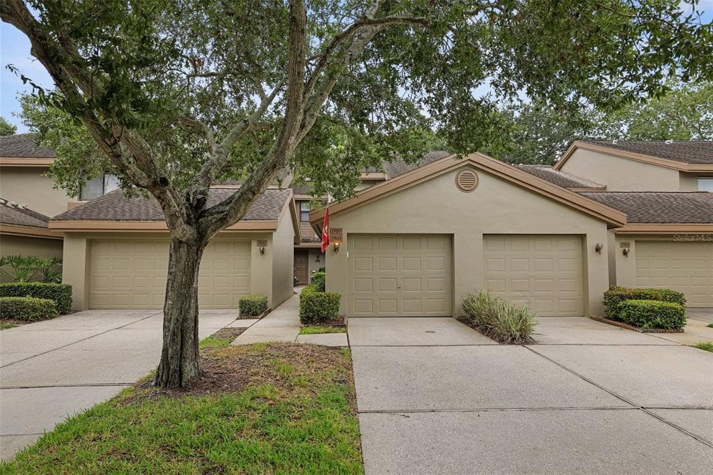 3090 LANDMARK BOULEVARD UNIT 1903 PALM HARBOR, FL 34684