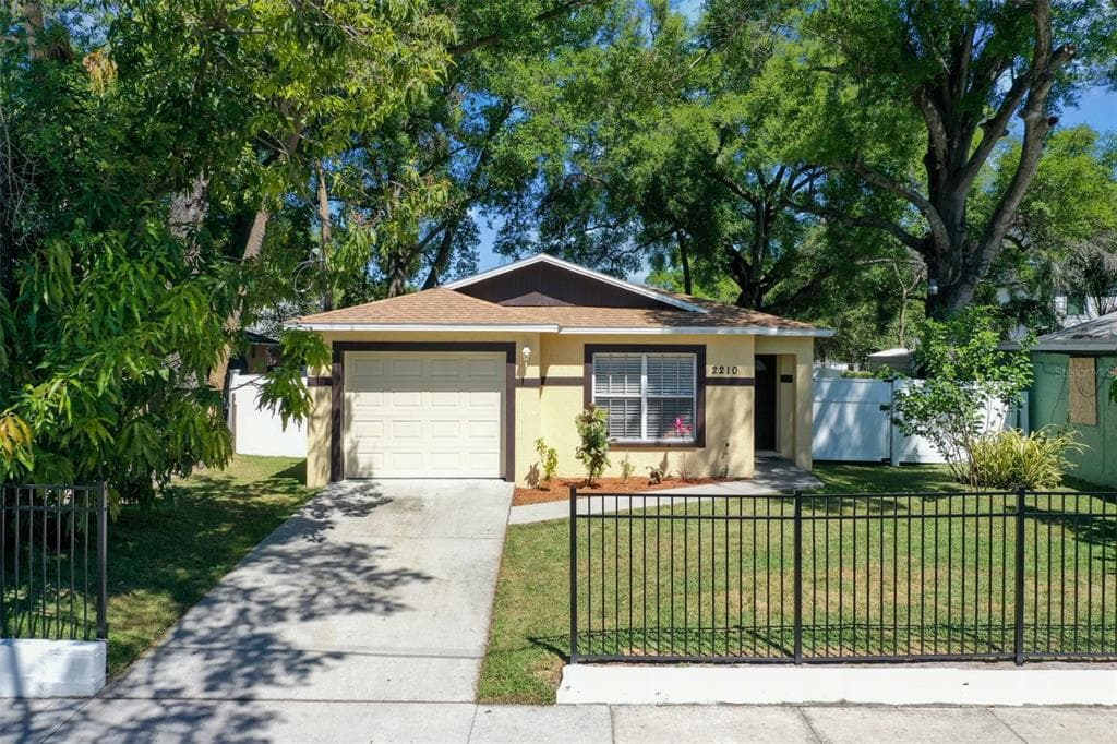 2210 E 17TH AVENUE TAMPA, FL 33605