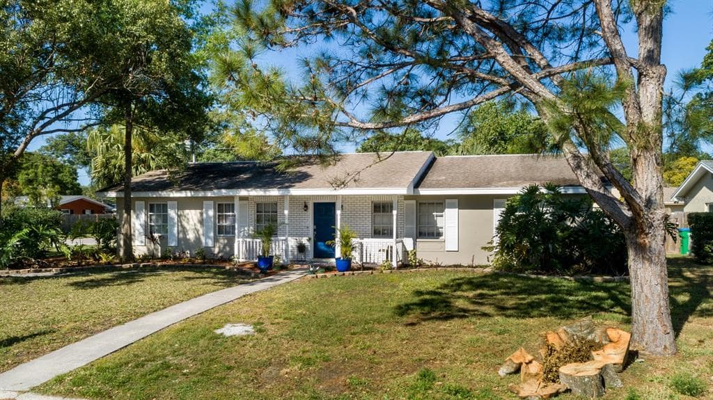 1390 EASTFIELD DRIVE CLEARWATER, FL 33764