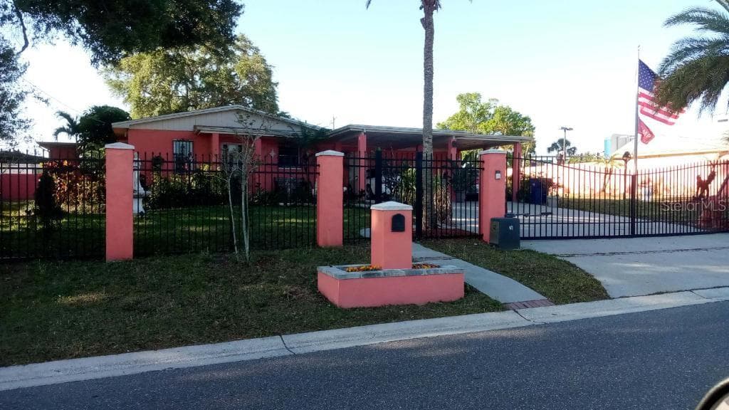 2310 W NORFOLK STREET TAMPA, FL 33604