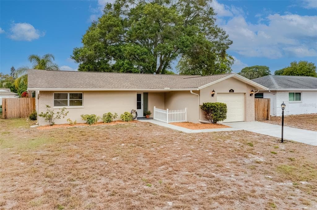 2517 WYNNEWOOD DRIVE CLEARWATER, FL 33763