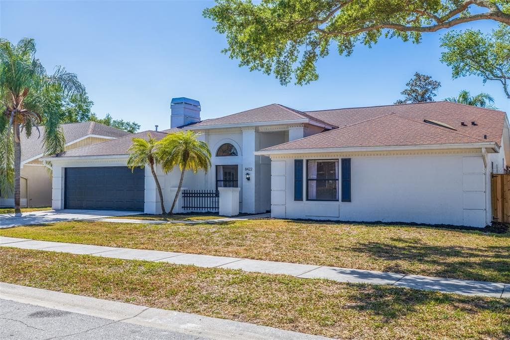 8422 MERRILL CIRCLE LARGO, FL 33777