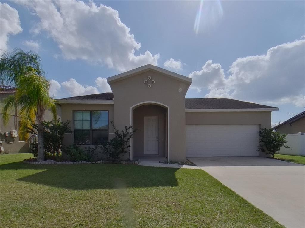 4642 DORAL PARK AVENUE KISSIMMEE, FL 34758