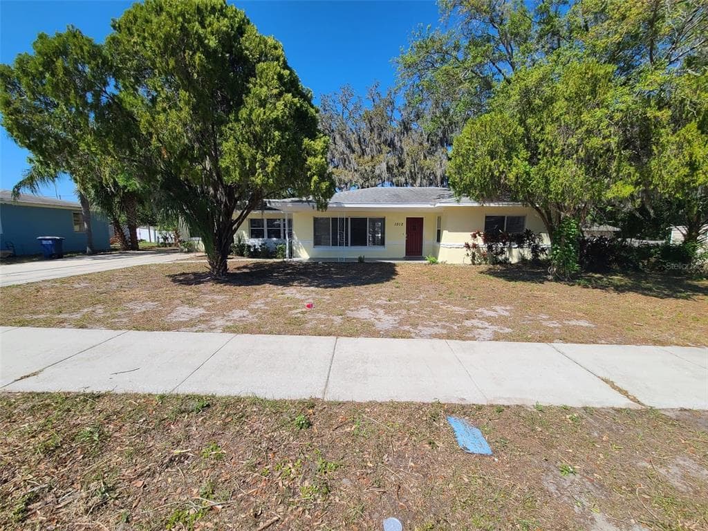 1012 MOHAWK STREET CLEARWATER, FL 33755