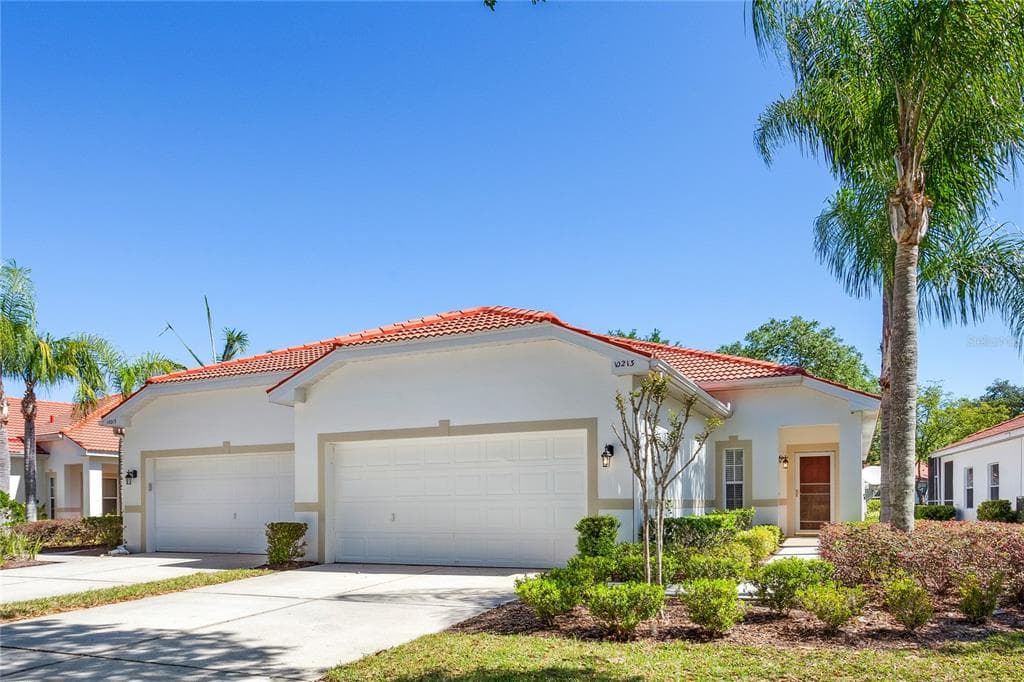 10213 DEVONSHIRE LAKE DRIVE TAMPA, FL 33647