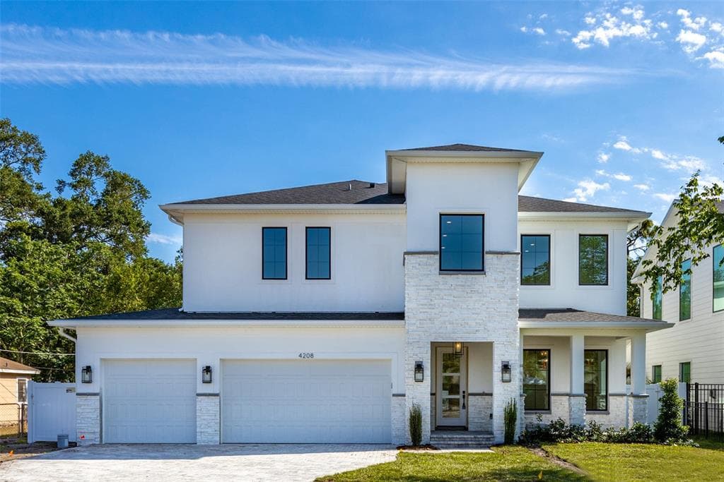 4208 W ESTRELLA STREET TAMPA, FL 33629