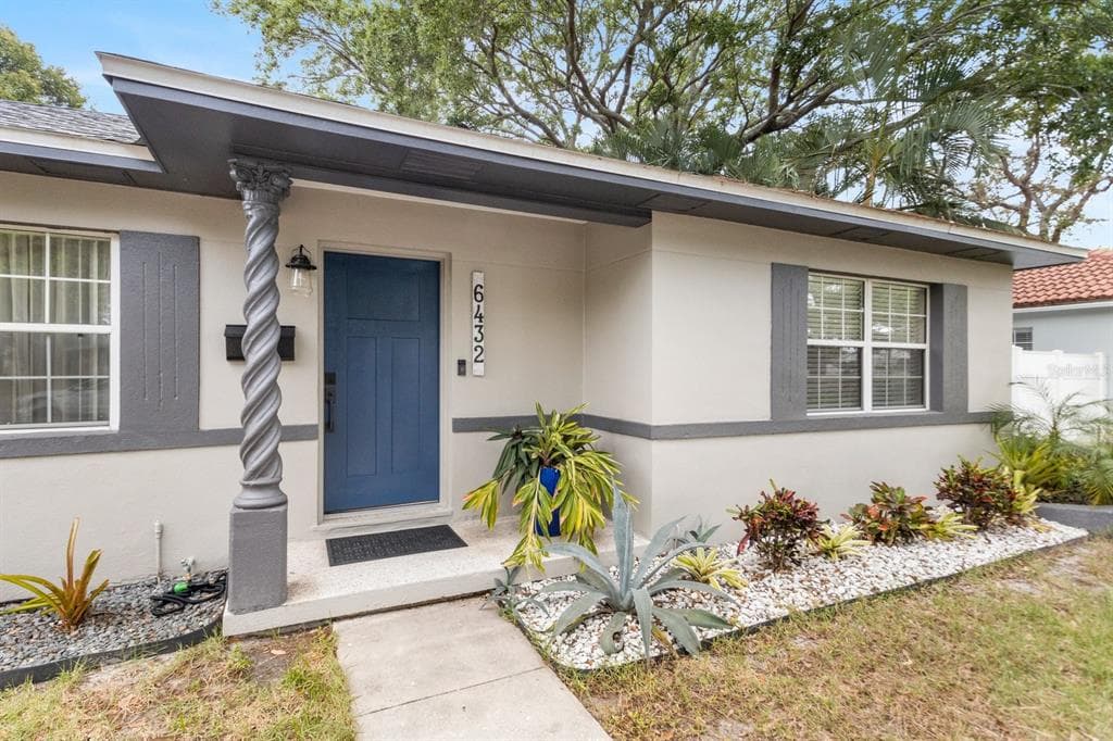 6432 1ST AVENUE S ST PETERSBURG, FL 33707