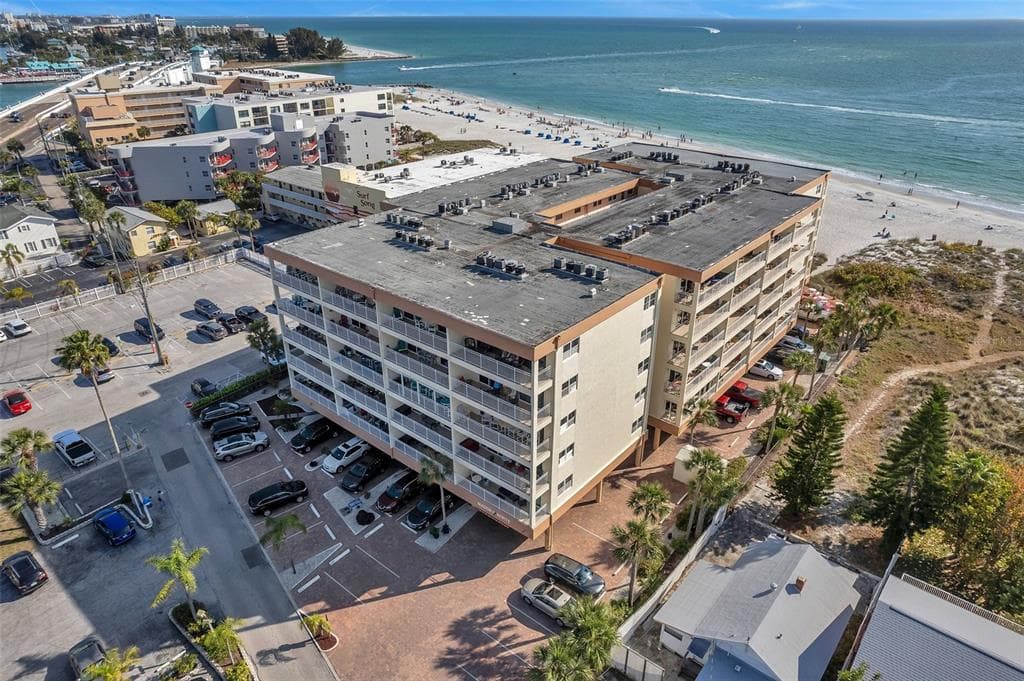 13000 GULF LANE UNIT 314 MADEIRA BEACH, FL 33708
