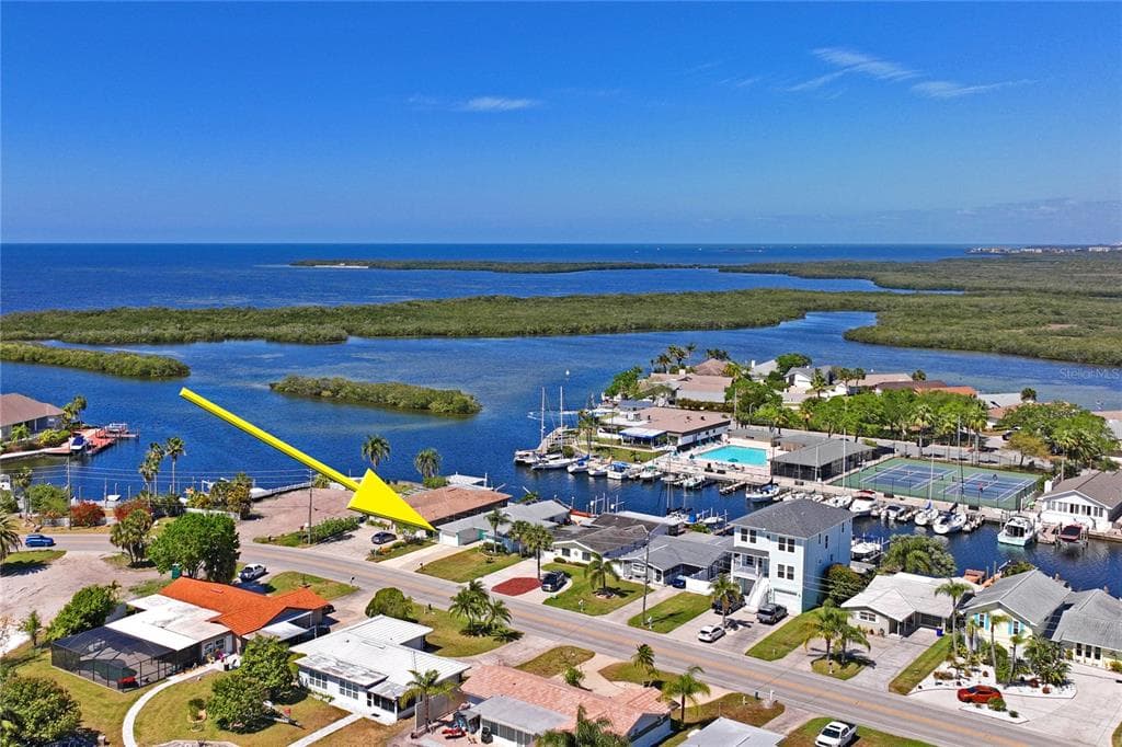 3853 FLORAMAR TERRACE NEW PORT RICHEY, FL 34652