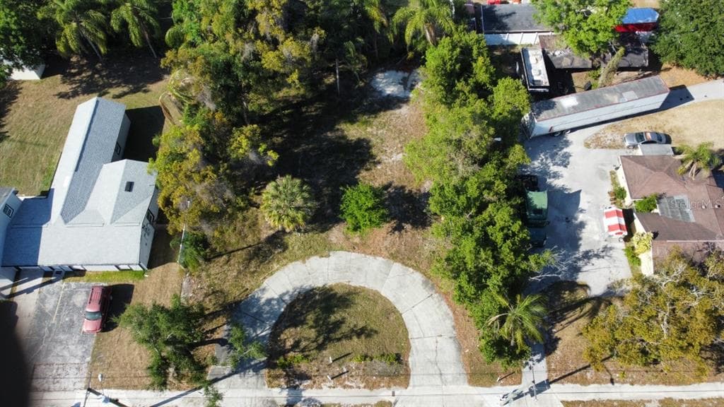 1905 W SLIGH AVENUE TAMPA, FL 33604