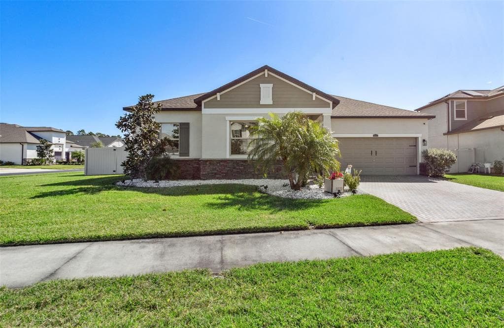 3070 HILLIARD DRIVE WESLEY CHAPEL, FL 33543