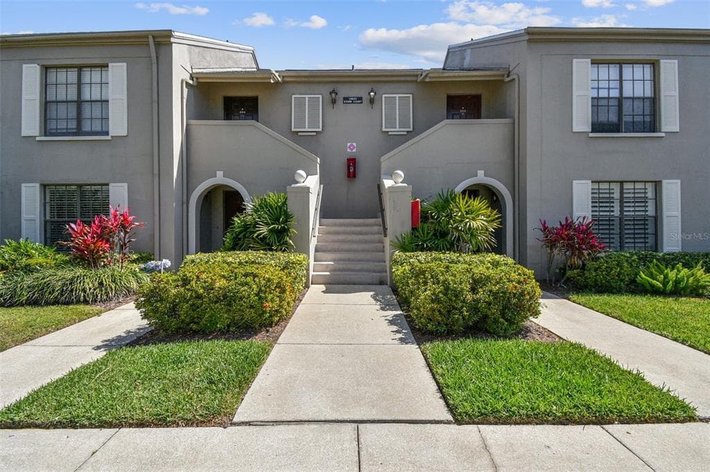 13603 STORK COURT UNIT P105 CLEARWATER, FL 33762