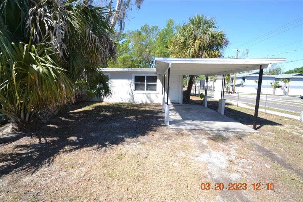 9246 OVERLOOK DRIVE TEMPLE TERRACE, FL 33617