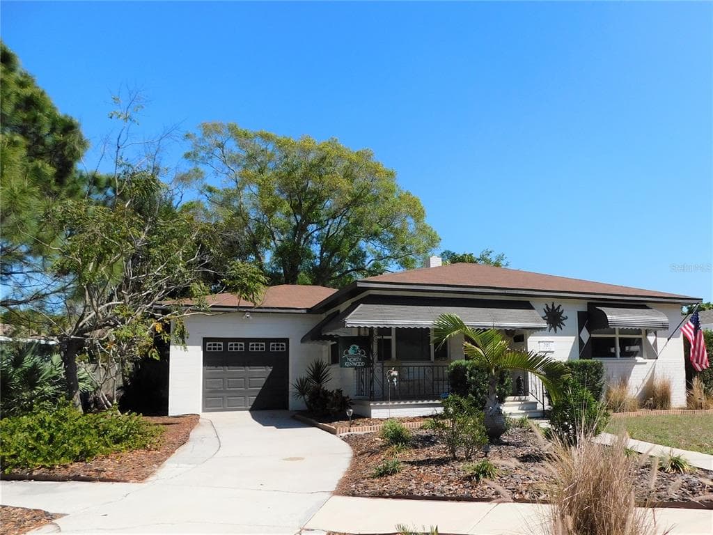 3167 9TH AVENUE N ST PETERSBURG, FL 33713