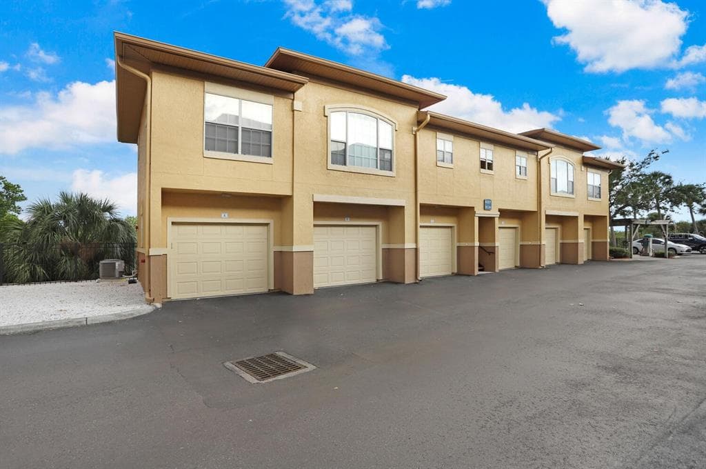 4327 BAYSIDE VILLAGE DRIVE UNIT 201 TAMPA, FL 33615