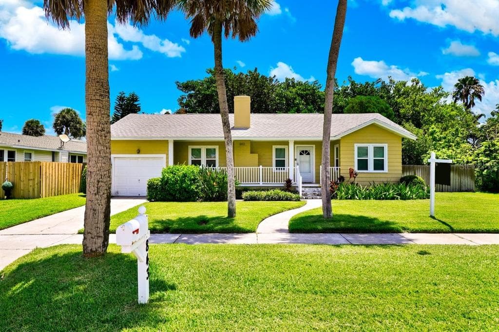 843 BRUCE AVENUE CLEARWATER BEACH, FL 33767