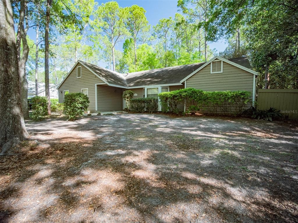 8018 SW 47TH COURT GAINESVILLE, FL 32608