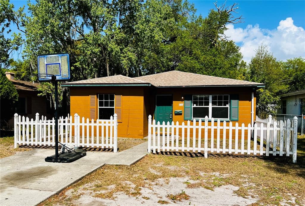 3737 10TH AVENUE S ST PETERSBURG, FL 33711
