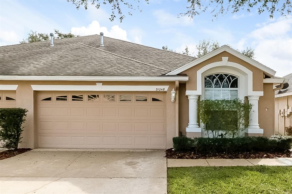 31248 SHAKER CIRCLE WESLEY CHAPEL, FL 33543
