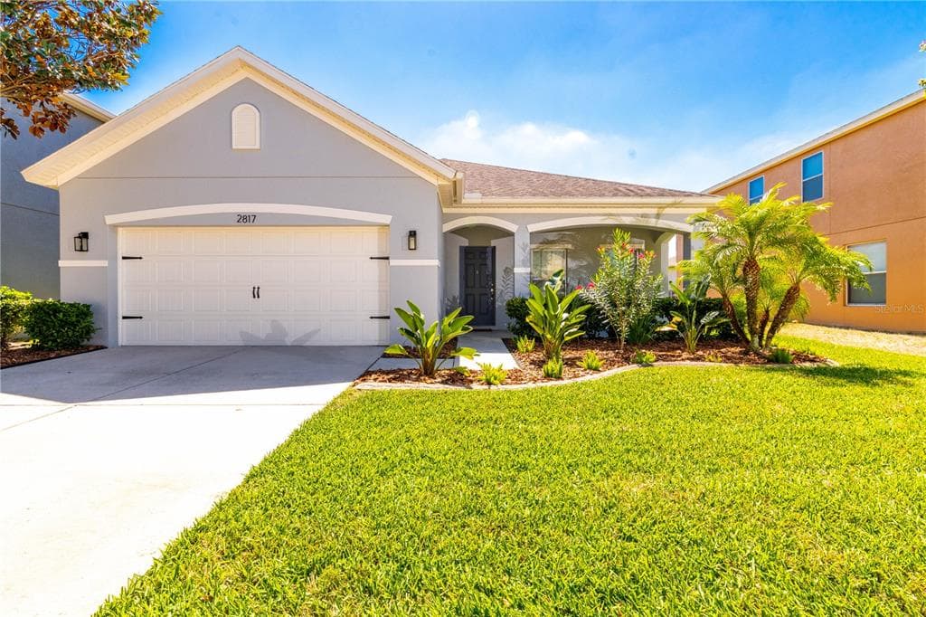 2817 MAPLE BROOK LOOP LUTZ, FL 33558